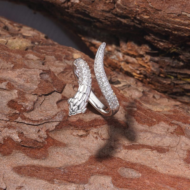 Gnoce Gothic Pave White CZ Snake Ring